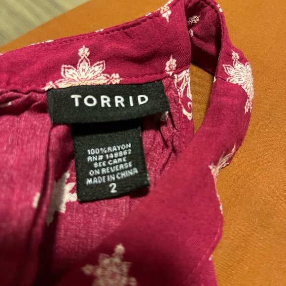 Goddess Neck Cute Top - Picture 4 of 6